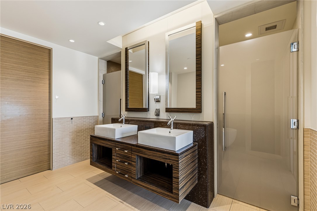 3750 Las Vegas Boulevard 2611 Las Vegas NV 89158
