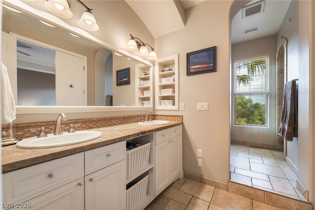 30 Via Vasari 103 Henderson NV 89011