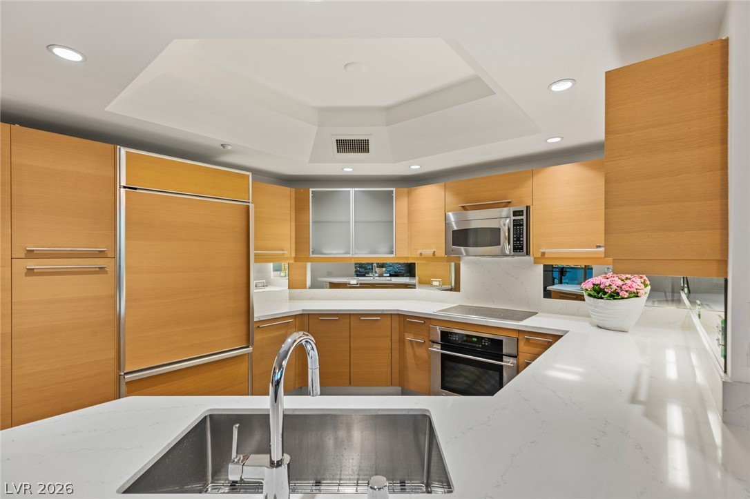 222 Karen Avenue 708 Las Vegas NV 89109