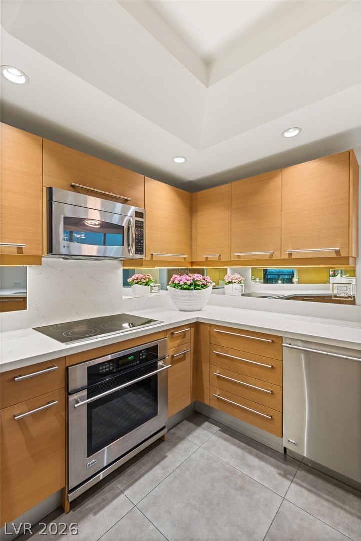 222 Karen Avenue 708 Las Vegas NV 89109