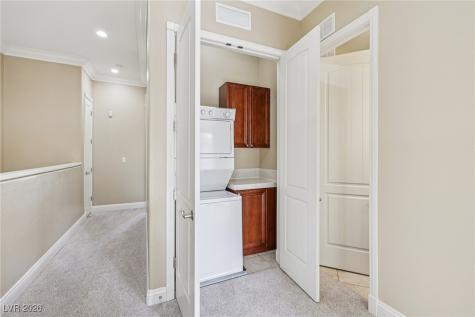 10 Via Vasari 104 Henderson NV 89011