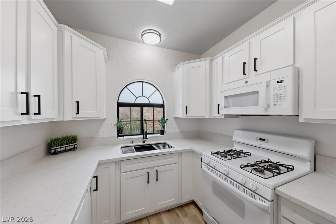 1409 Santa Margarita Street B Las Vegas NV 89146
