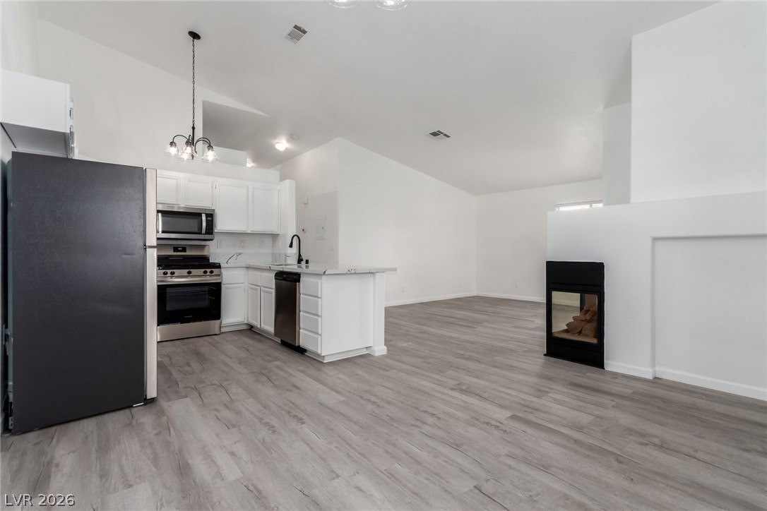 2110 Los Feliz Street 2015 Las Vegas NV 89156