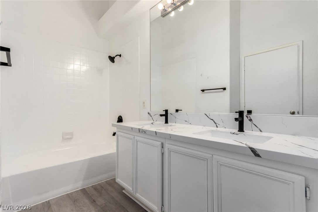 2110 Los Feliz Street 2015 Las Vegas NV 89156