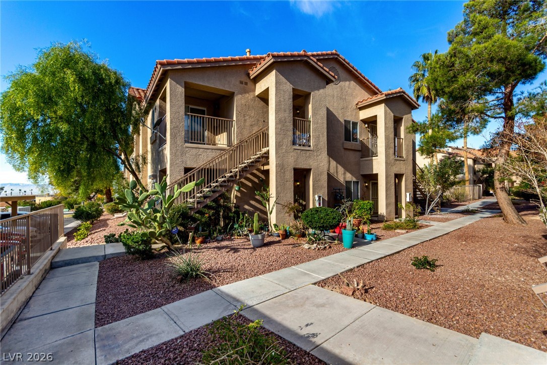 2110 Los Feliz Street 2015 Las Vegas NV 89156