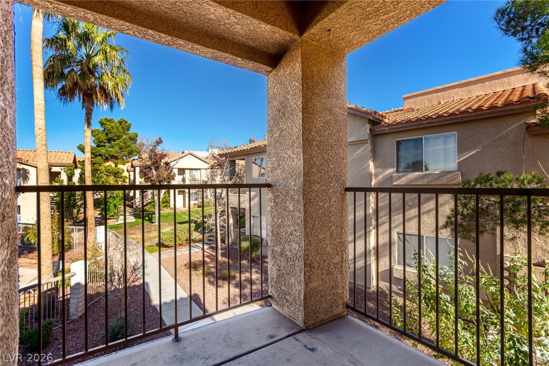 2110 Los Feliz Street 2015 Las Vegas NV 89156