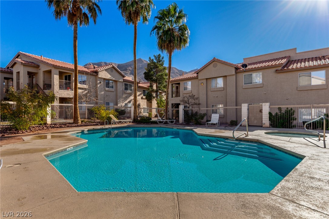 2110 Los Feliz Street 2015 Las Vegas NV 89156