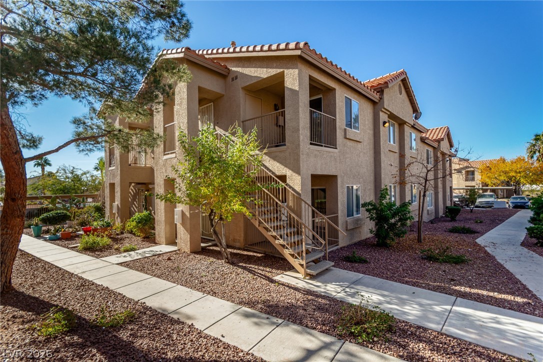 2110 Los Feliz Street 2015 Las Vegas NV 89156