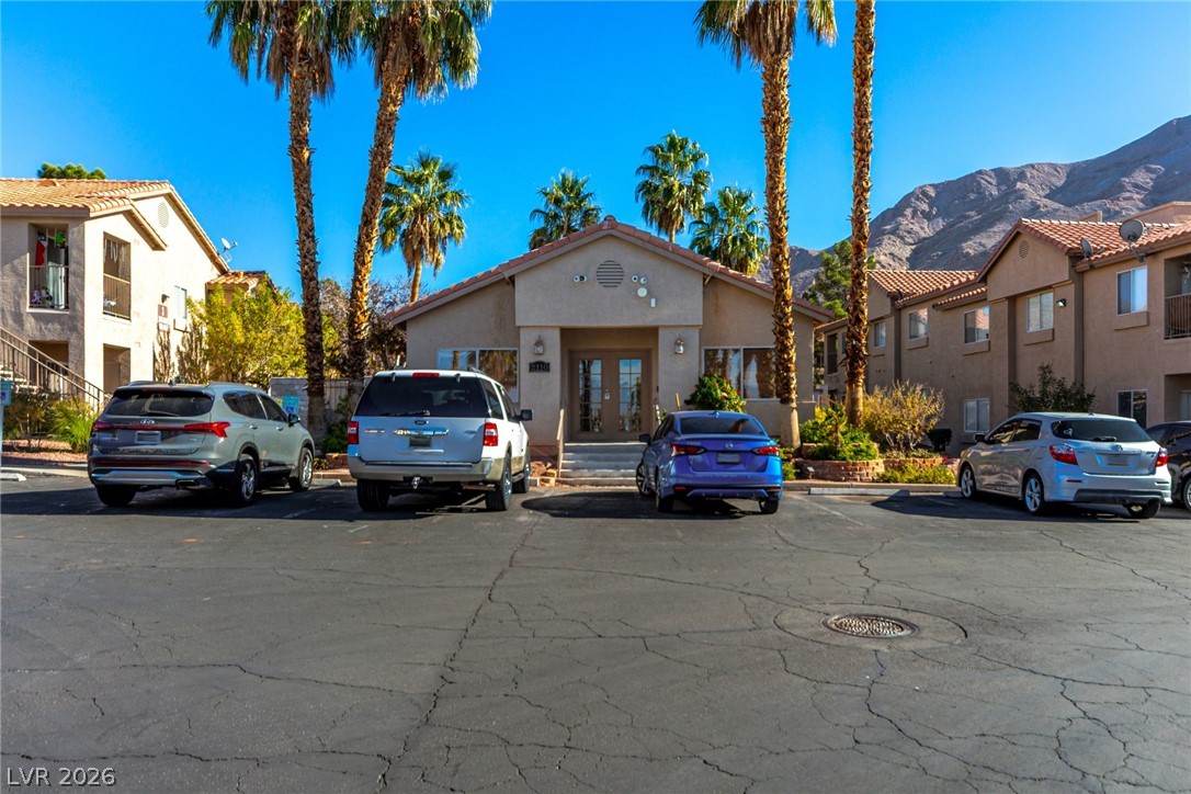 2110 Los Feliz Street 2015 Las Vegas NV 89156