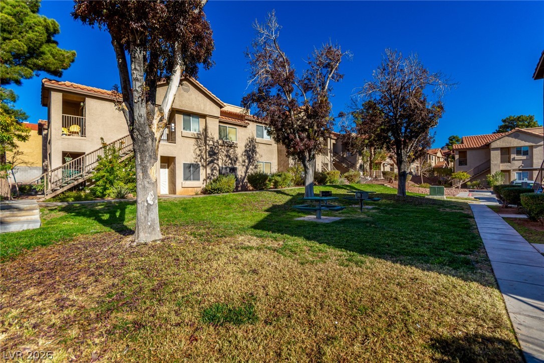 2110 Los Feliz Street 2015 Las Vegas NV 89156