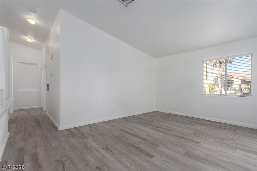 2110 Los Feliz Street 2015 Las Vegas NV 89156