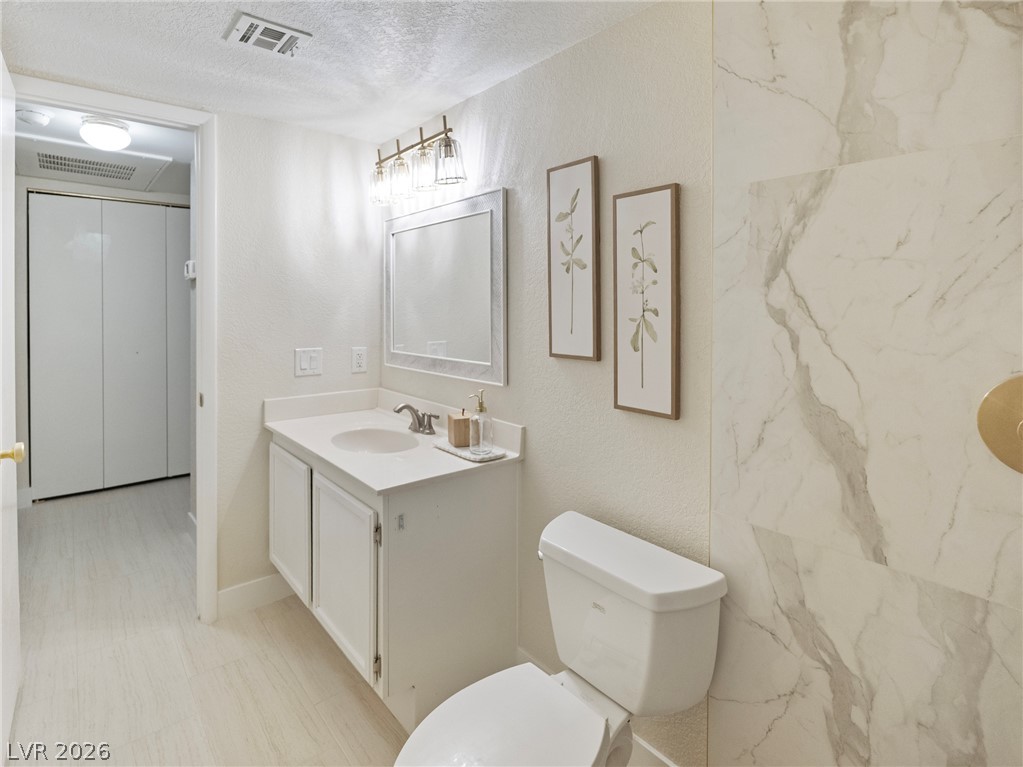 1325 Pinto Rock Lane 102 Las Vegas NV 89128