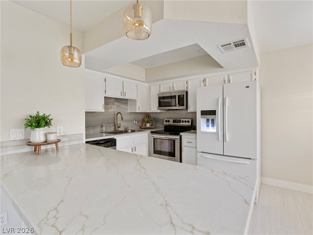 1325 Pinto Rock Lane 102 Las Vegas NV 89128