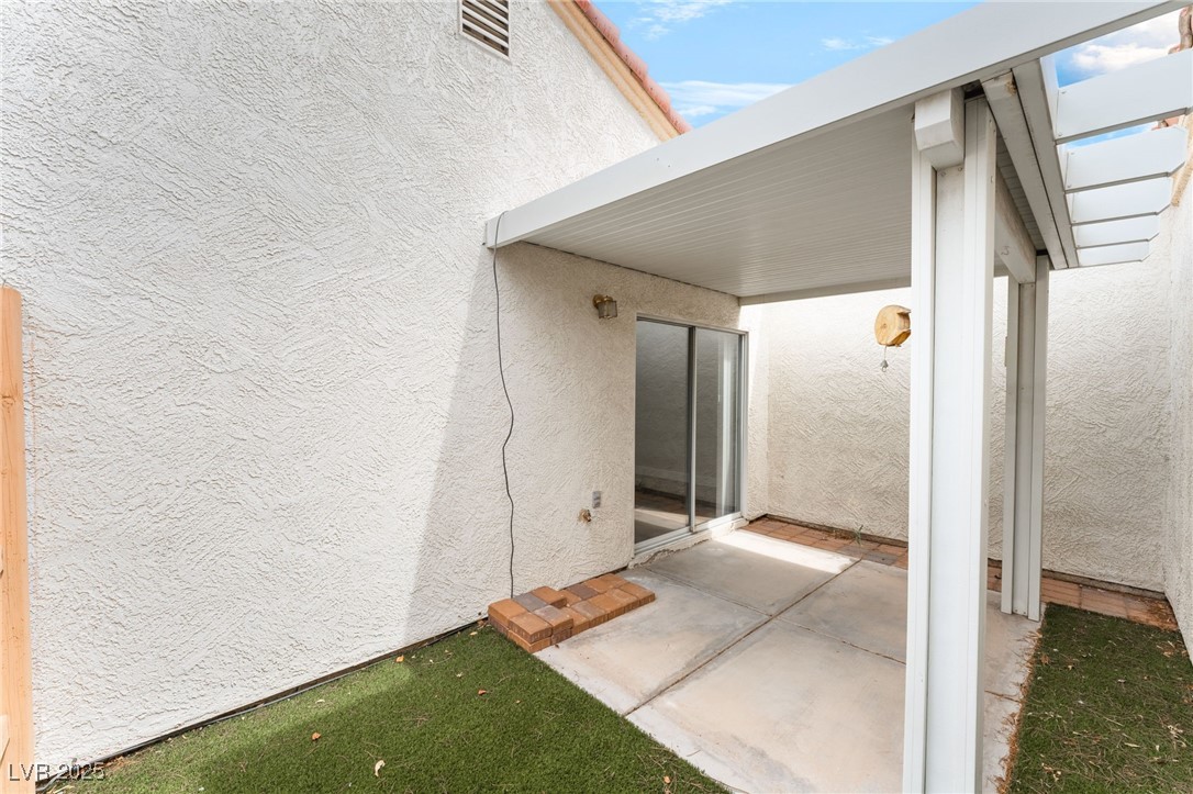 5401 Geneive Lane 101 Las Vegas NV 89108