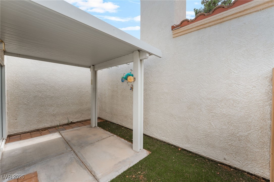 5401 Geneive Lane 101 Las Vegas NV 89108