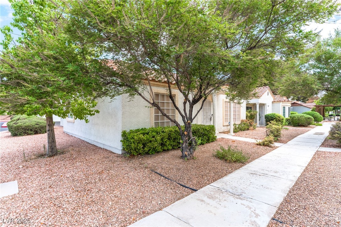 5401 Geneive Lane 101 Las Vegas NV 89108