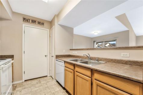 45 Maleena Mesa Street 1227 Henderson NV 89074