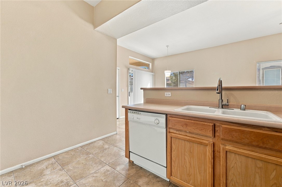2305 West Horizon Ridge Parkway 211 Henderson NV 89052