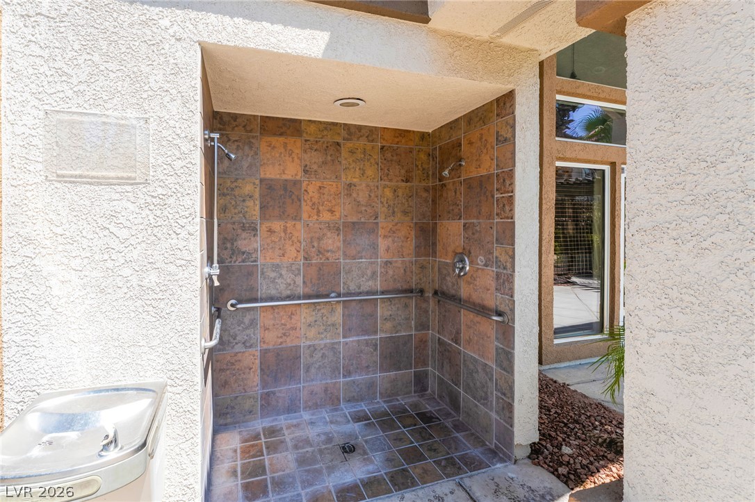2305 West Horizon Ridge Parkway 211 Henderson NV 89052