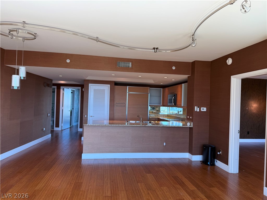 322 Karen Avenue 802 Las Vegas NV 89109