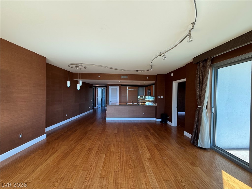 322 Karen Avenue 802 Las Vegas NV 89109