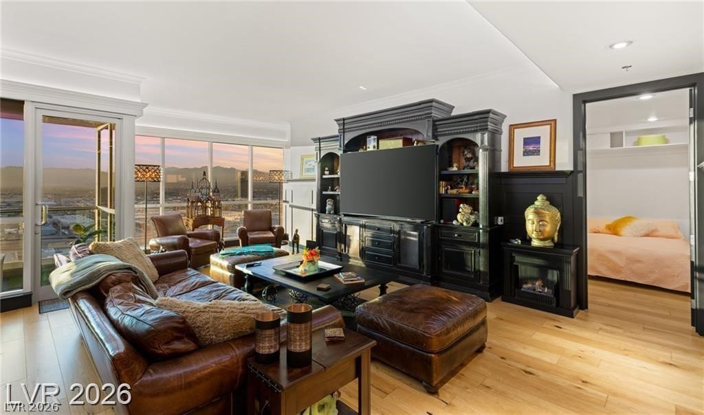 4575 Dean Martin Drive 2806 Las Vegas NV 89103