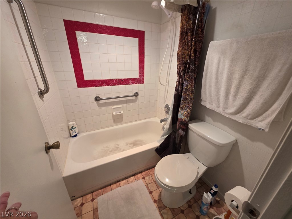 4211 Sanderling Circle 285 Las Vegas NV 89103