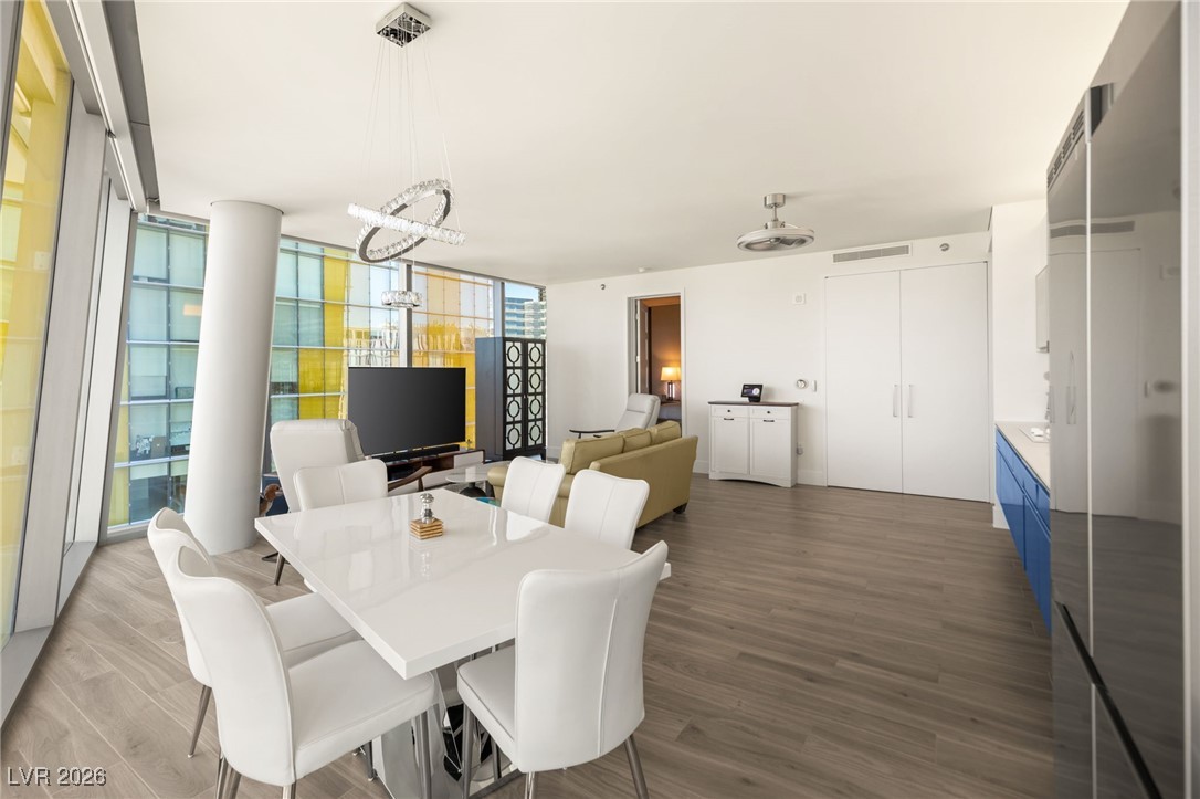 3722 Las Vegas Boulevard 2212 Las Vegas NV 89158