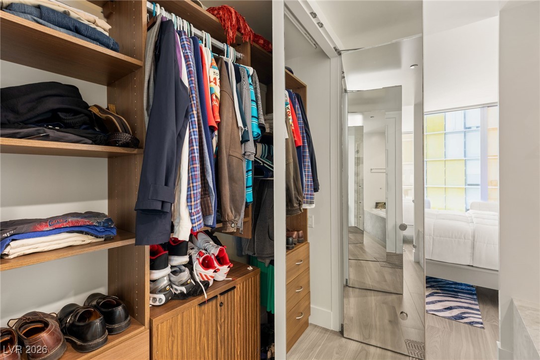 3722 Las Vegas Boulevard 2212 Las Vegas NV 89158
