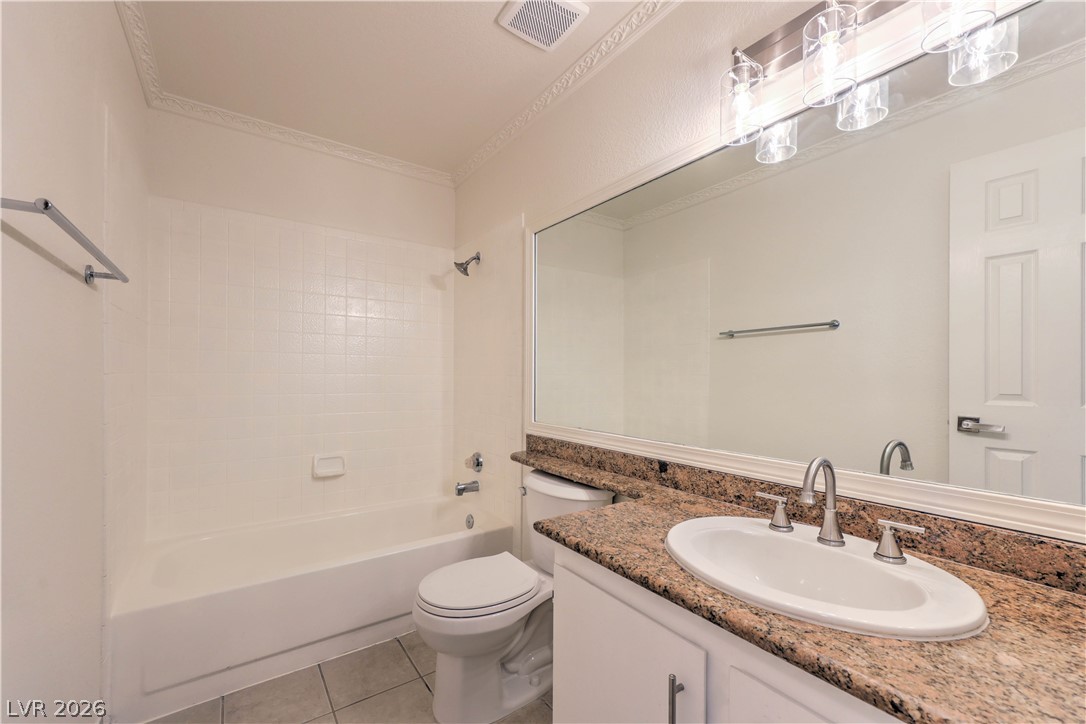 460 Elm Drive 204 Las Vegas NV 89169