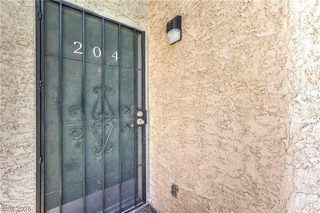 460 Elm Drive 204 Las Vegas NV 89169
