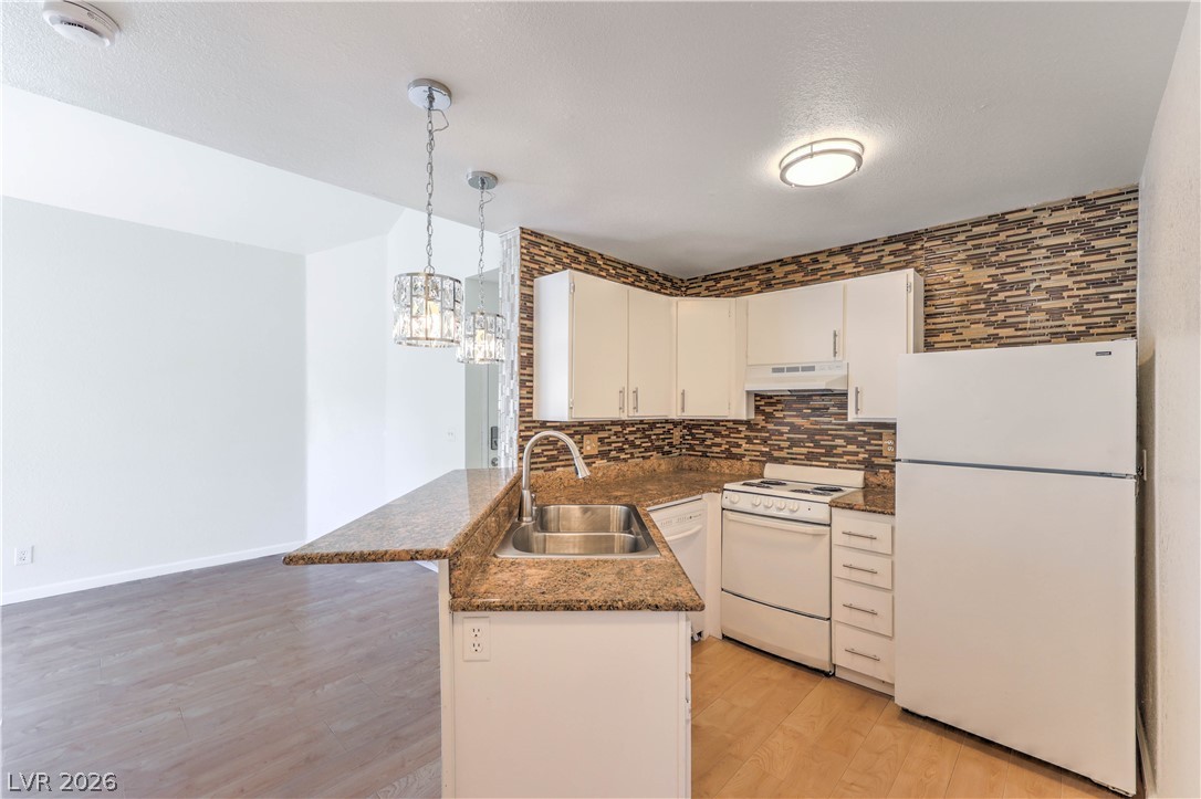 460 Elm Drive 204 Las Vegas NV 89169