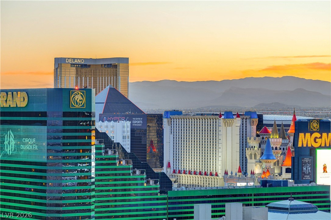 125 East Harmon Avenue 2814/2816 Las Vegas NV 89109