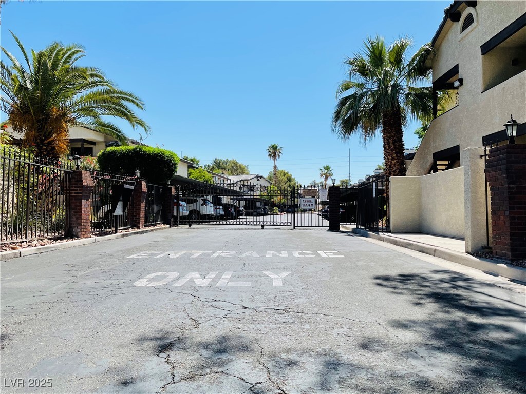 5086 Jeffreys Street 201 Las Vegas NV 89119