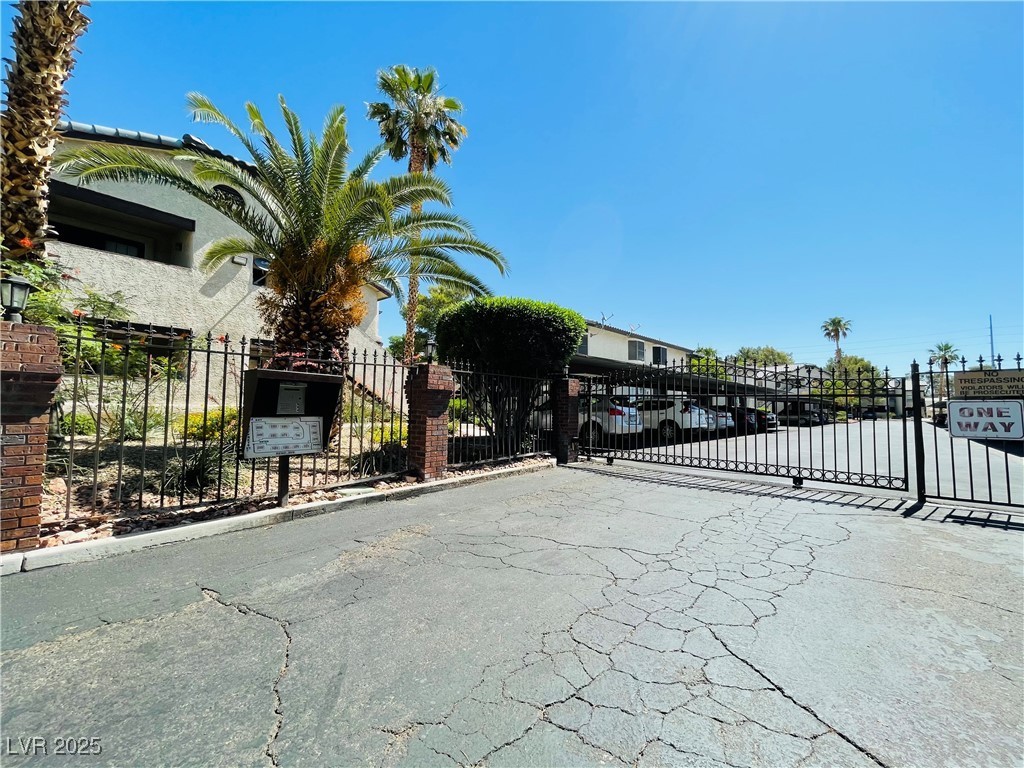 5086 Jeffreys Street 201 Las Vegas NV 89119