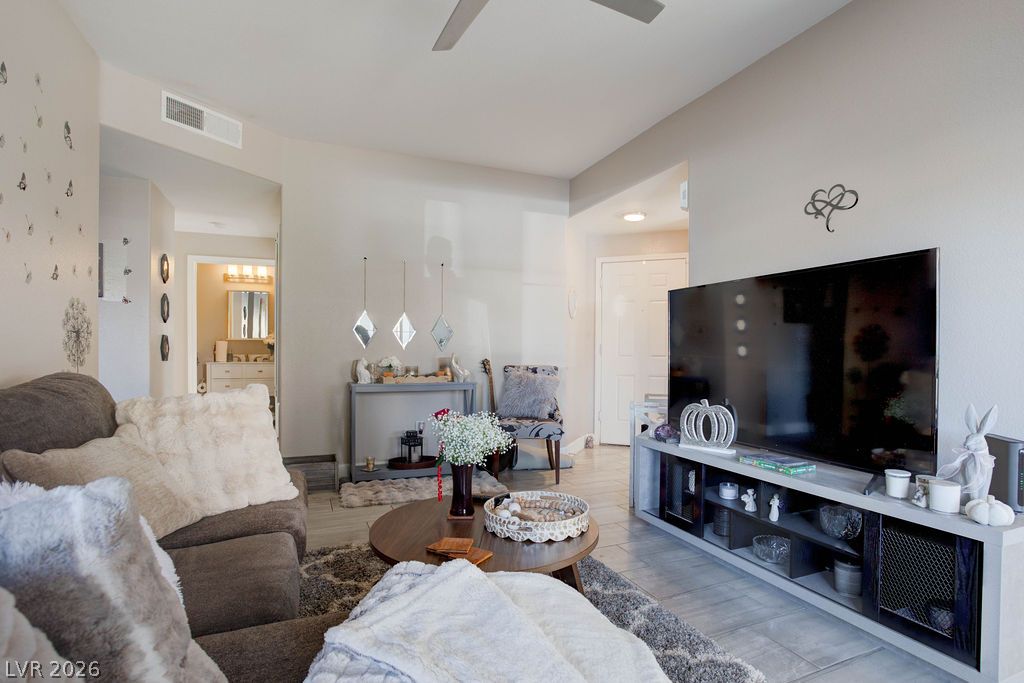 8501 West University Avenue 1098 Las Vegas NV 89147