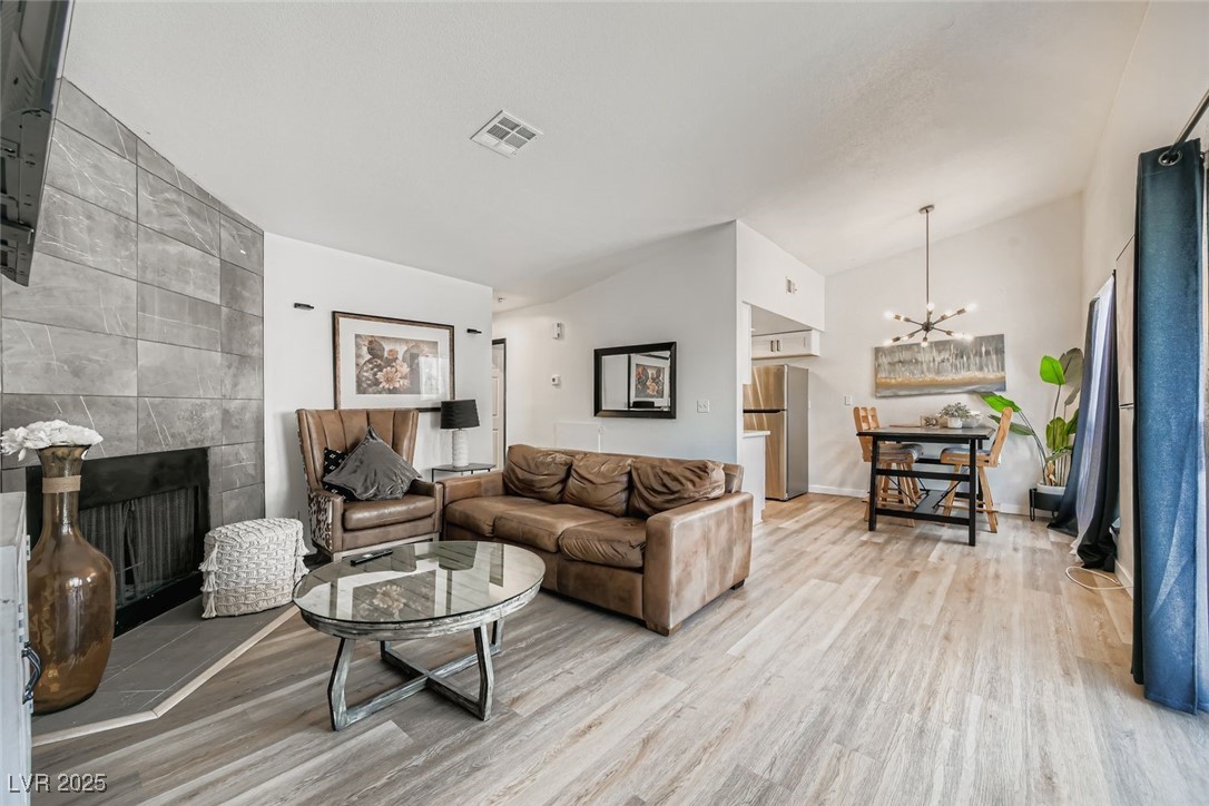 5060 Newport Cove Drive C Las Vegas NV 89119