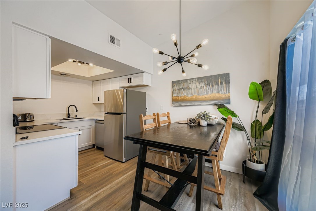 5060 Newport Cove Drive C Las Vegas NV 89119