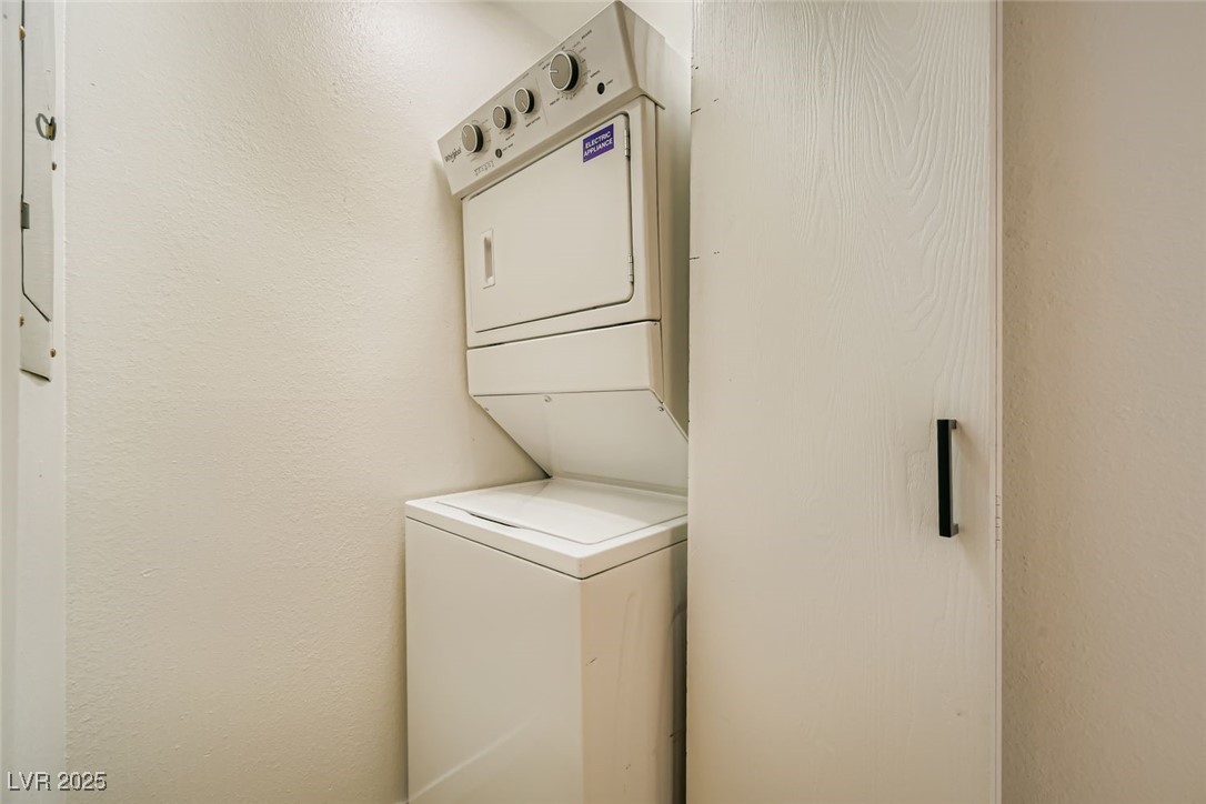 5060 Newport Cove Drive C Las Vegas NV 89119