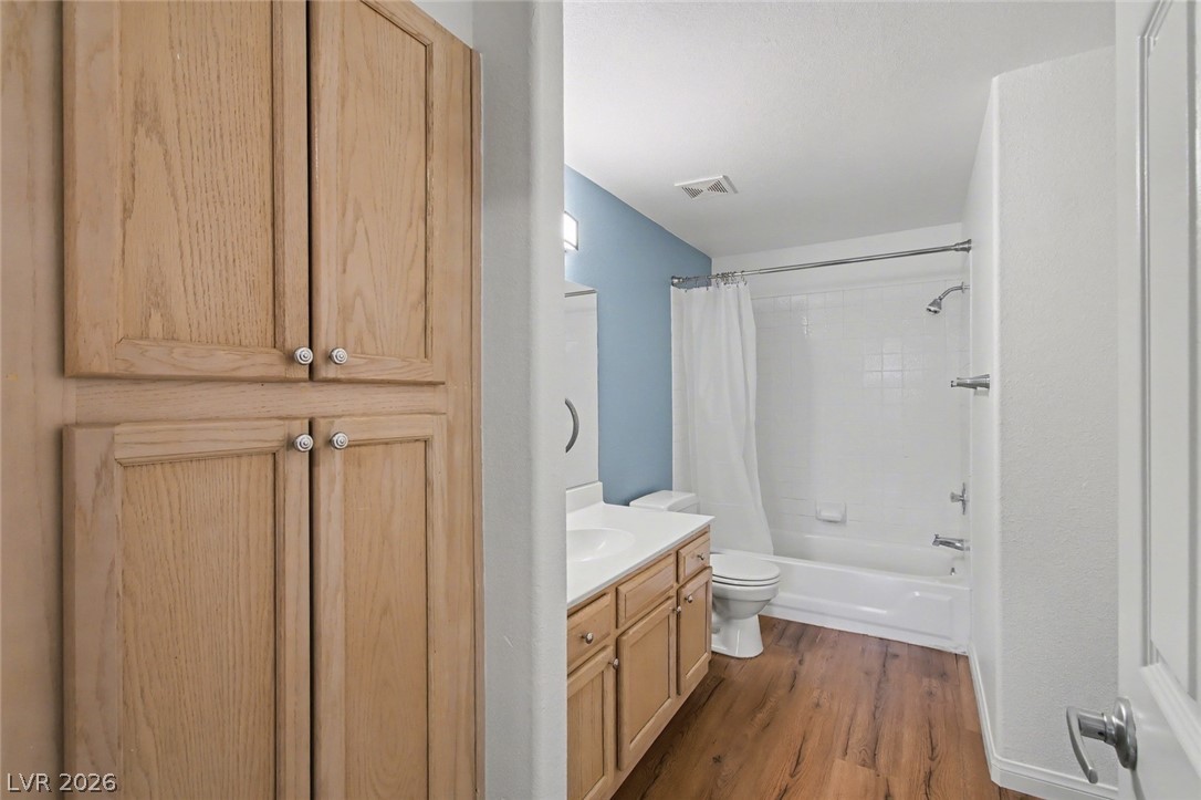 517 Indian Princess Drive 201 Las Vegas NV 89145