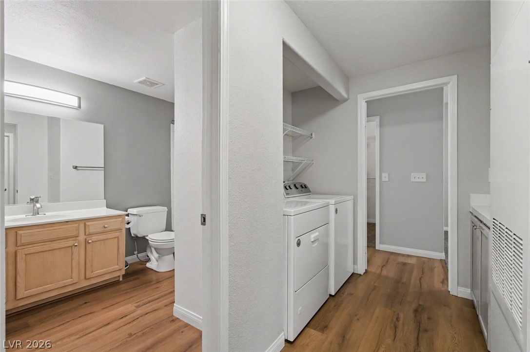 517 Indian Princess Drive 201 Las Vegas NV 89145