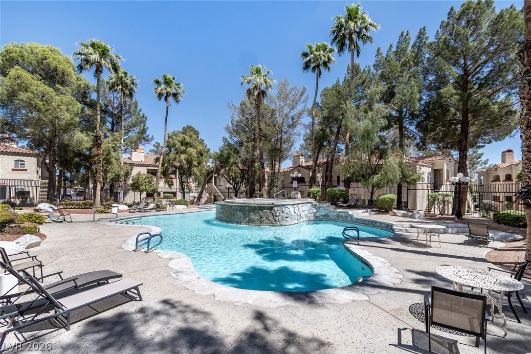 517 Indian Princess Drive 201 Las Vegas NV 89145