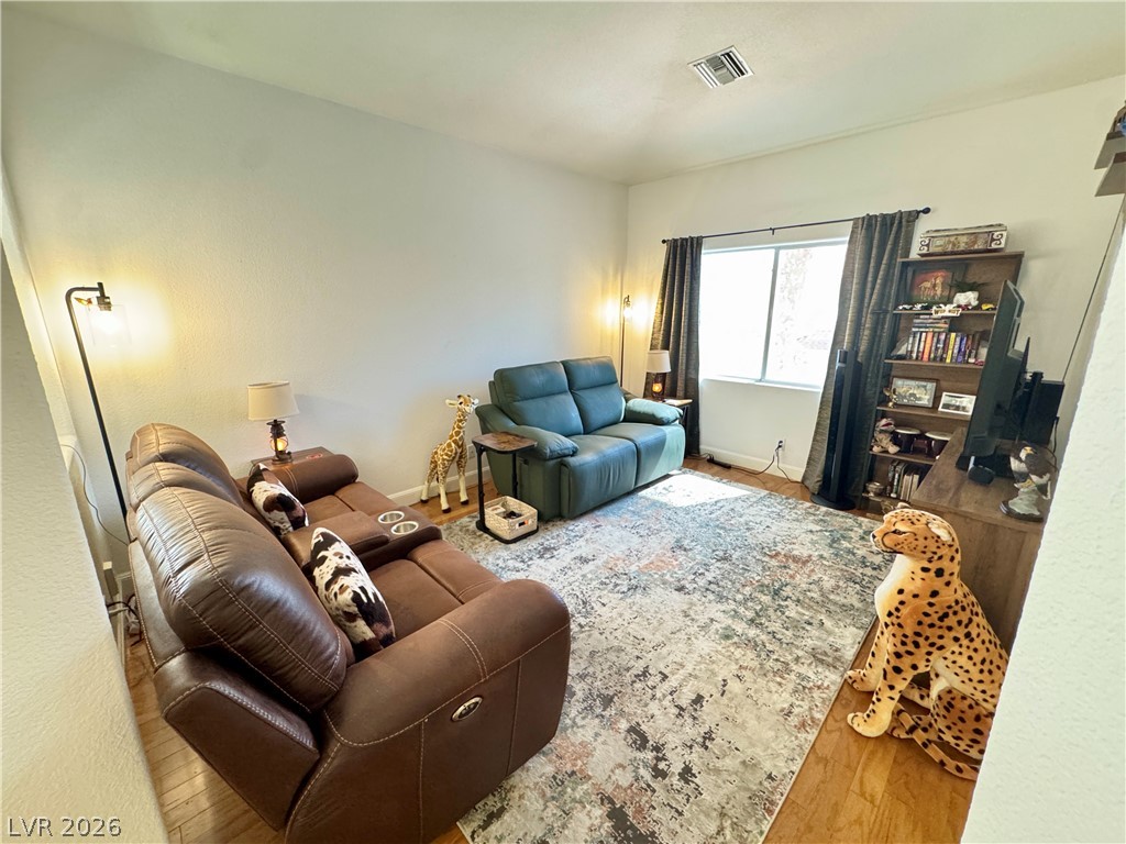 7652 Rolling View Drive 202 Las Vegas NV 89149