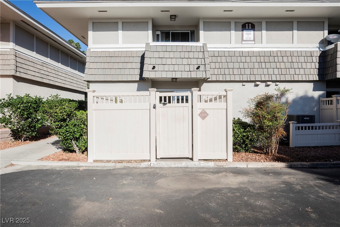 714 Oakmont Avenue 1109 Las Vegas NV 89109