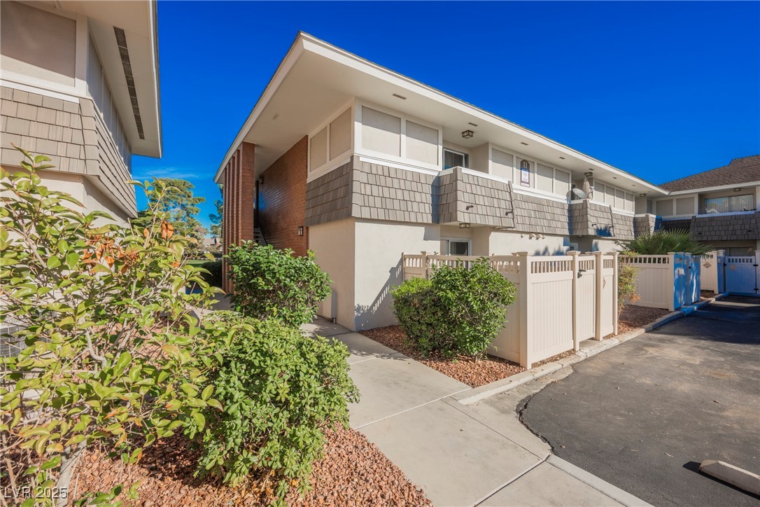 714 Oakmont Avenue 1109 Las Vegas NV 89109