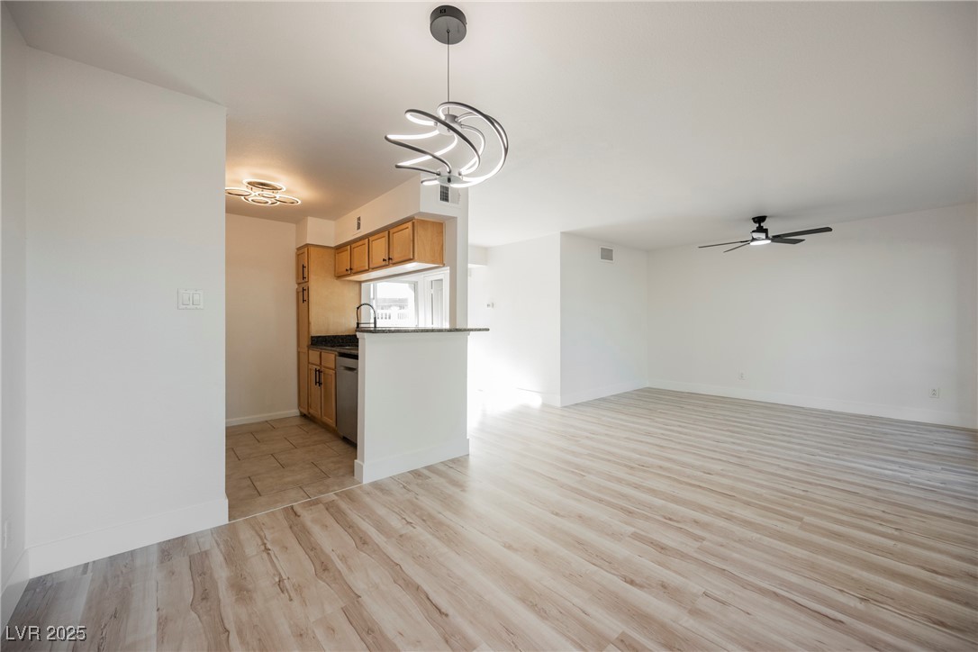 714 Oakmont Avenue 1109 Las Vegas NV 89109