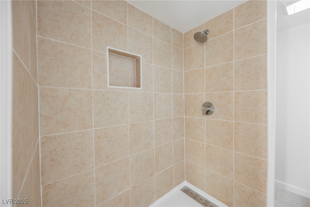 714 Oakmont Avenue 1109 Las Vegas NV 89109