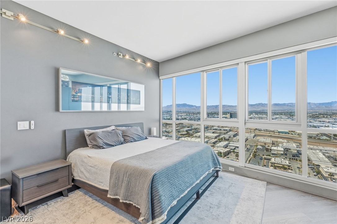 4575 Dean Martin Drive 2908 Las Vegas NV 89103