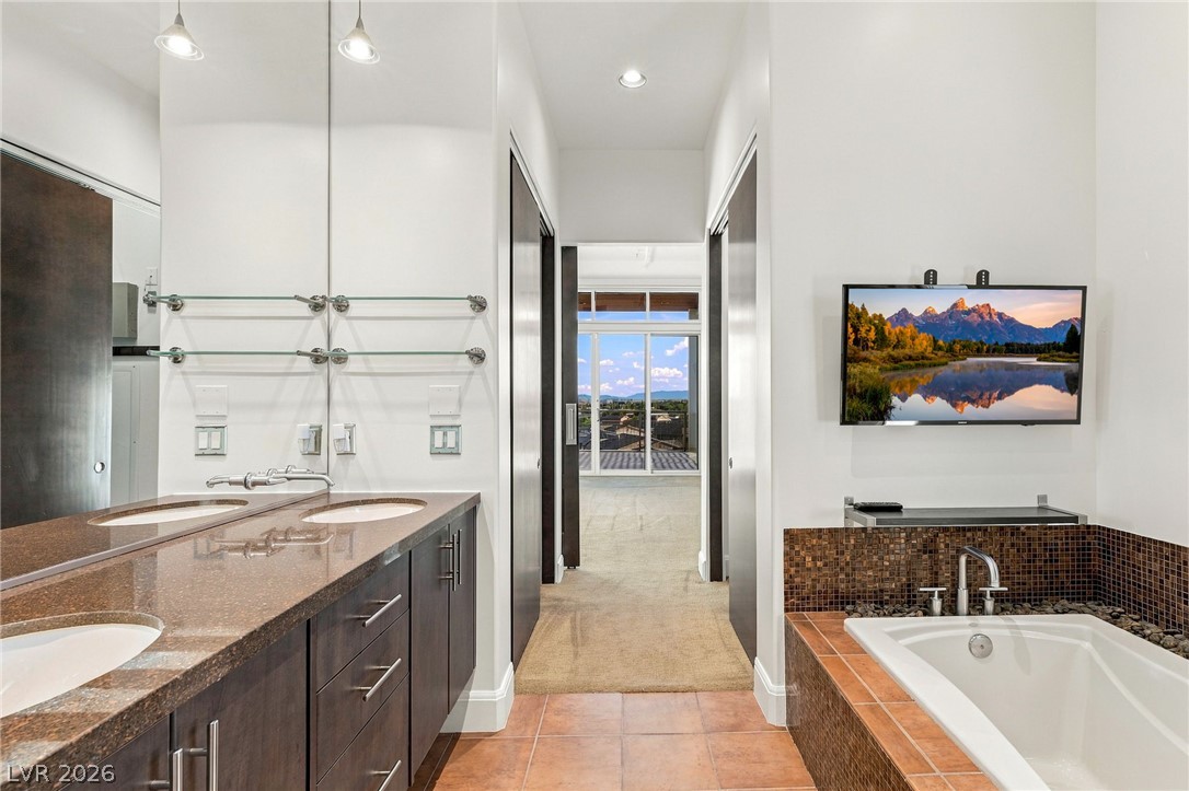 11441 Allerton Park Drive 416 Las Vegas NV 89135