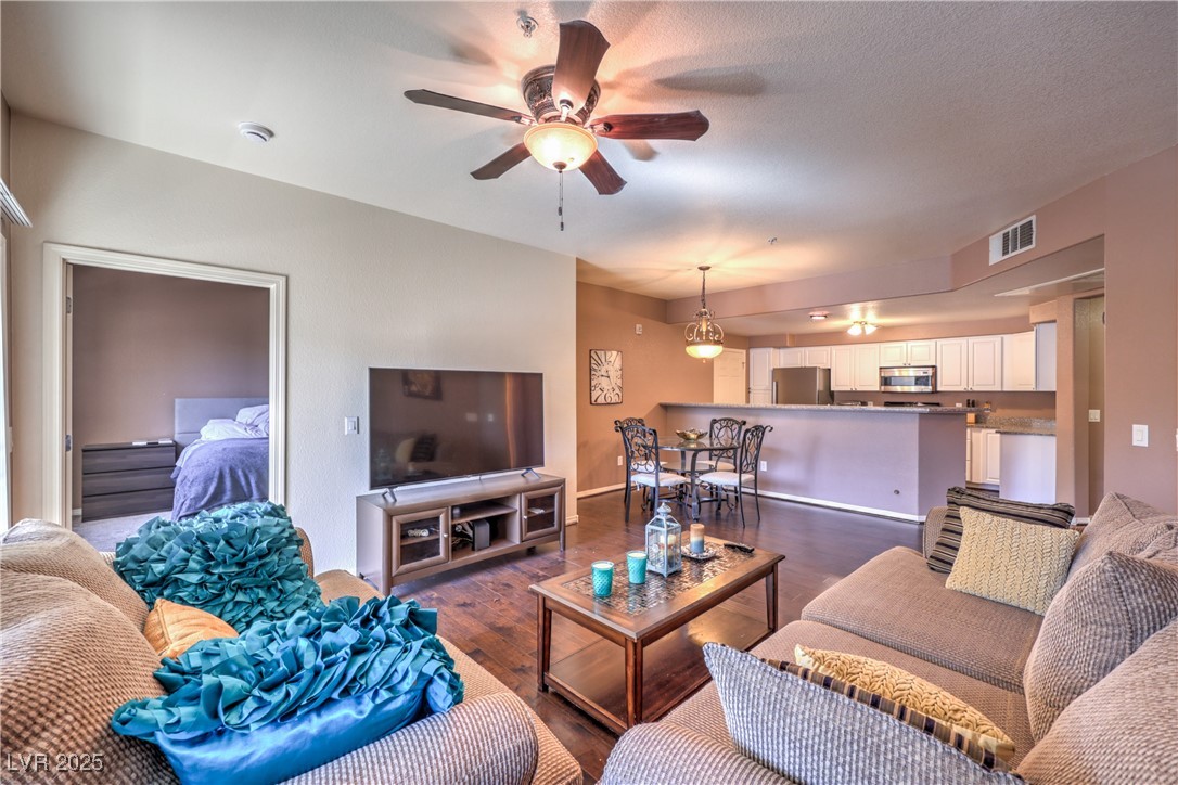 8777 West Maule Avenue 1098 Las Vegas NV 89148